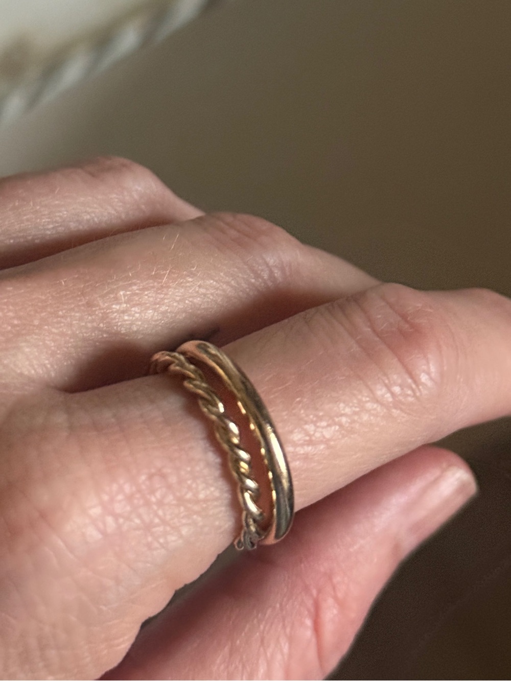 Vintage Classic Gold-Tone twisted rope double Braided Stackable Ring sz 7